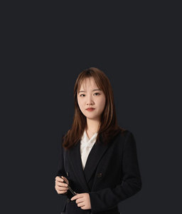 钱玲 
执业律师